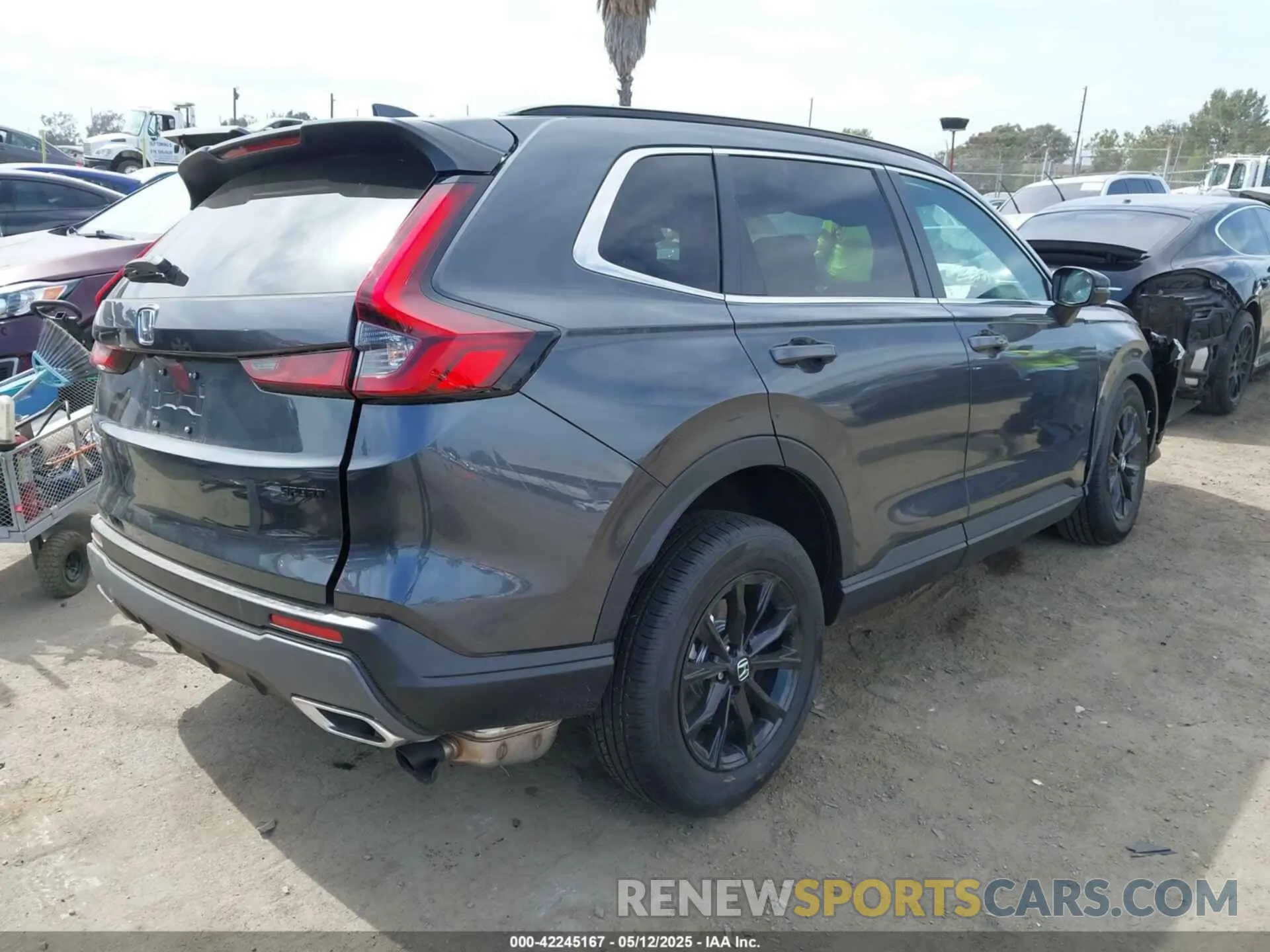 4 Photograph of a damaged car 7FARS5H5XSE037614 HONDA CR-V HYBRID 2025