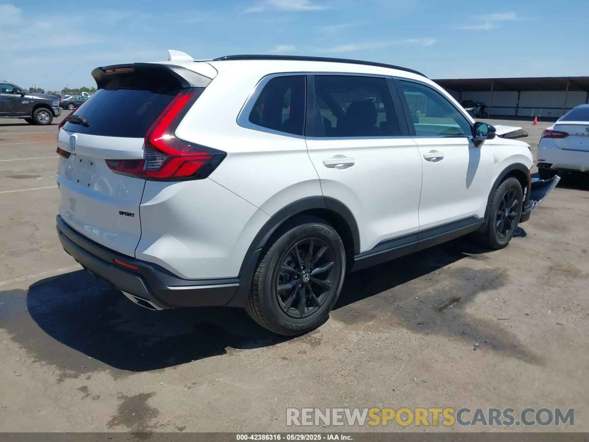 4 Photograph of a damaged car 7FARS5H81SE021568 HONDA CR-V HYBRID 2025