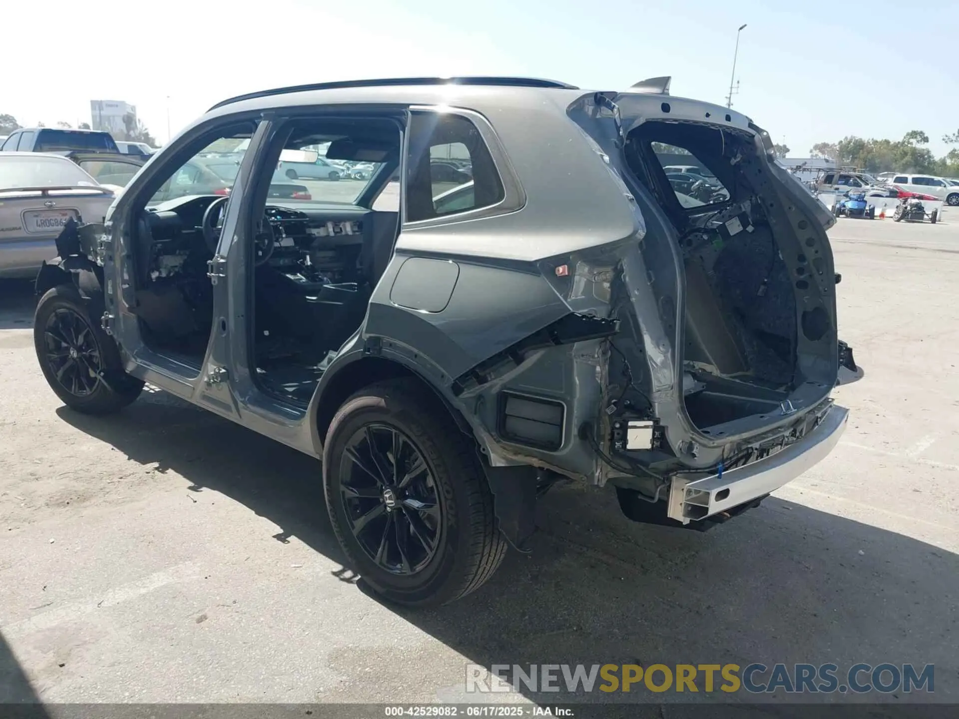 3 Photograph of a damaged car 7FARS5H83SE003704 HONDA CR-V HYBRID 2025