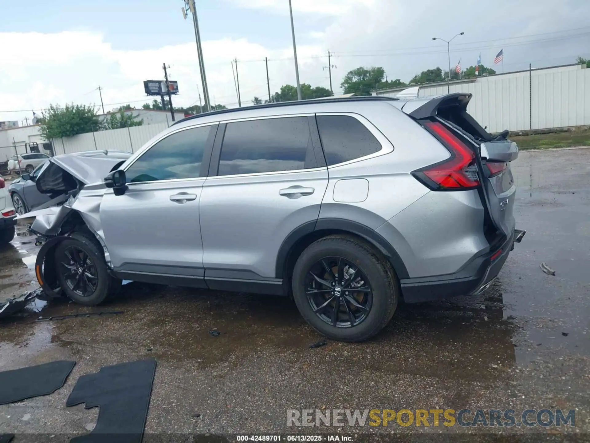 14 Photograph of a damaged car 7FARS6H54SE076513 HONDA CR-V HYBRID 2025
