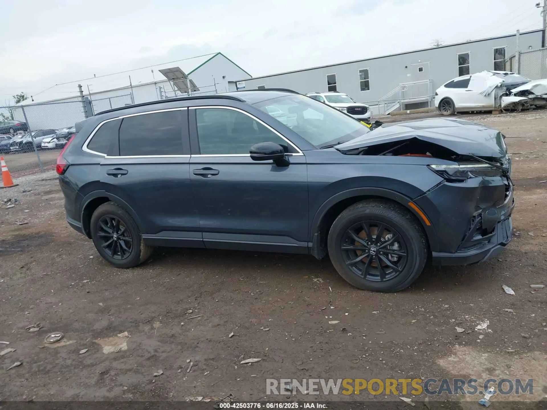 13 Фотография поврежденного автомобиля 7FARS6H58SE051016 HONDA CR-V HYBRID 2025