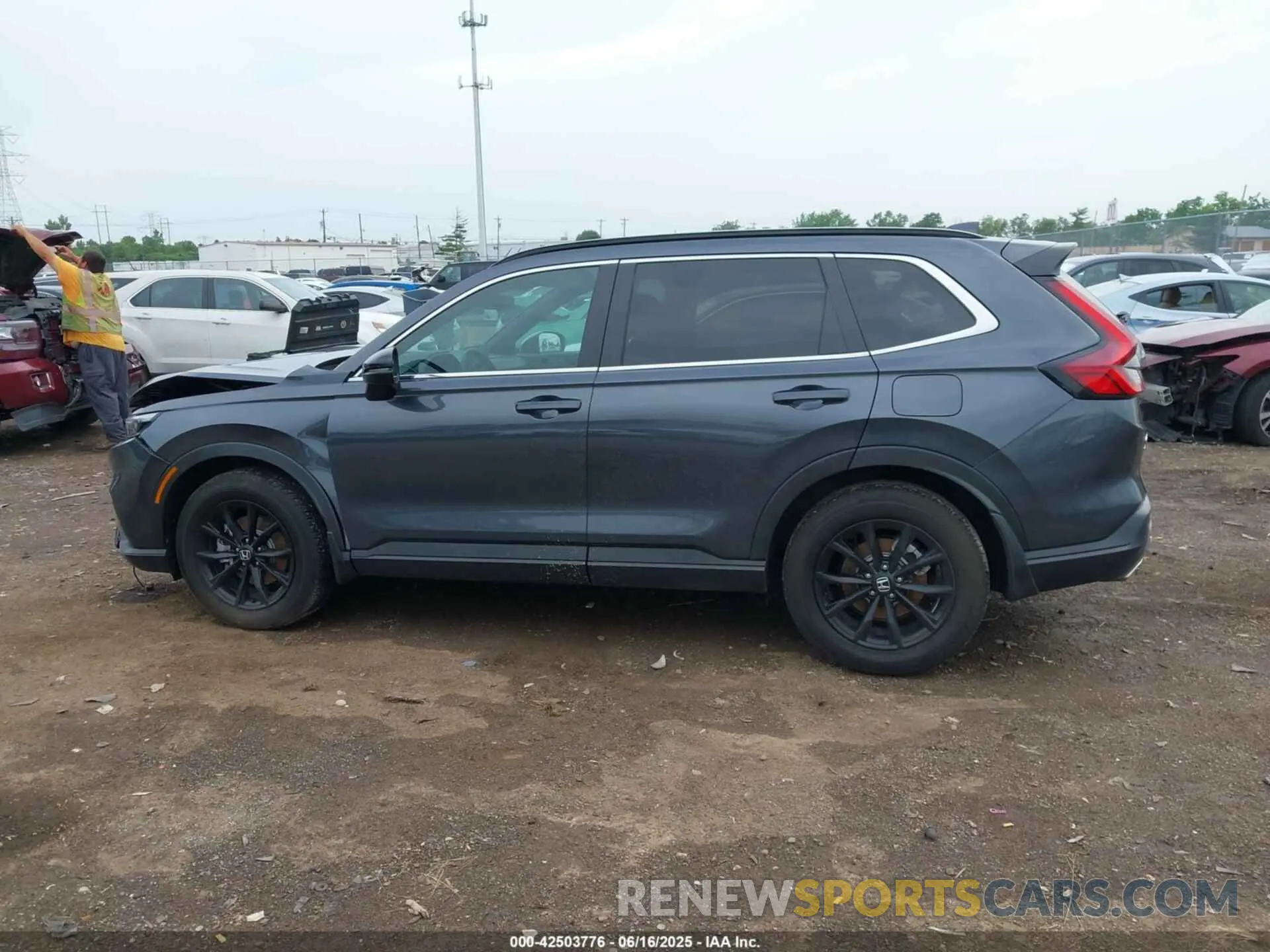 14 Фотография поврежденного автомобиля 7FARS6H58SE051016 HONDA CR-V HYBRID 2025