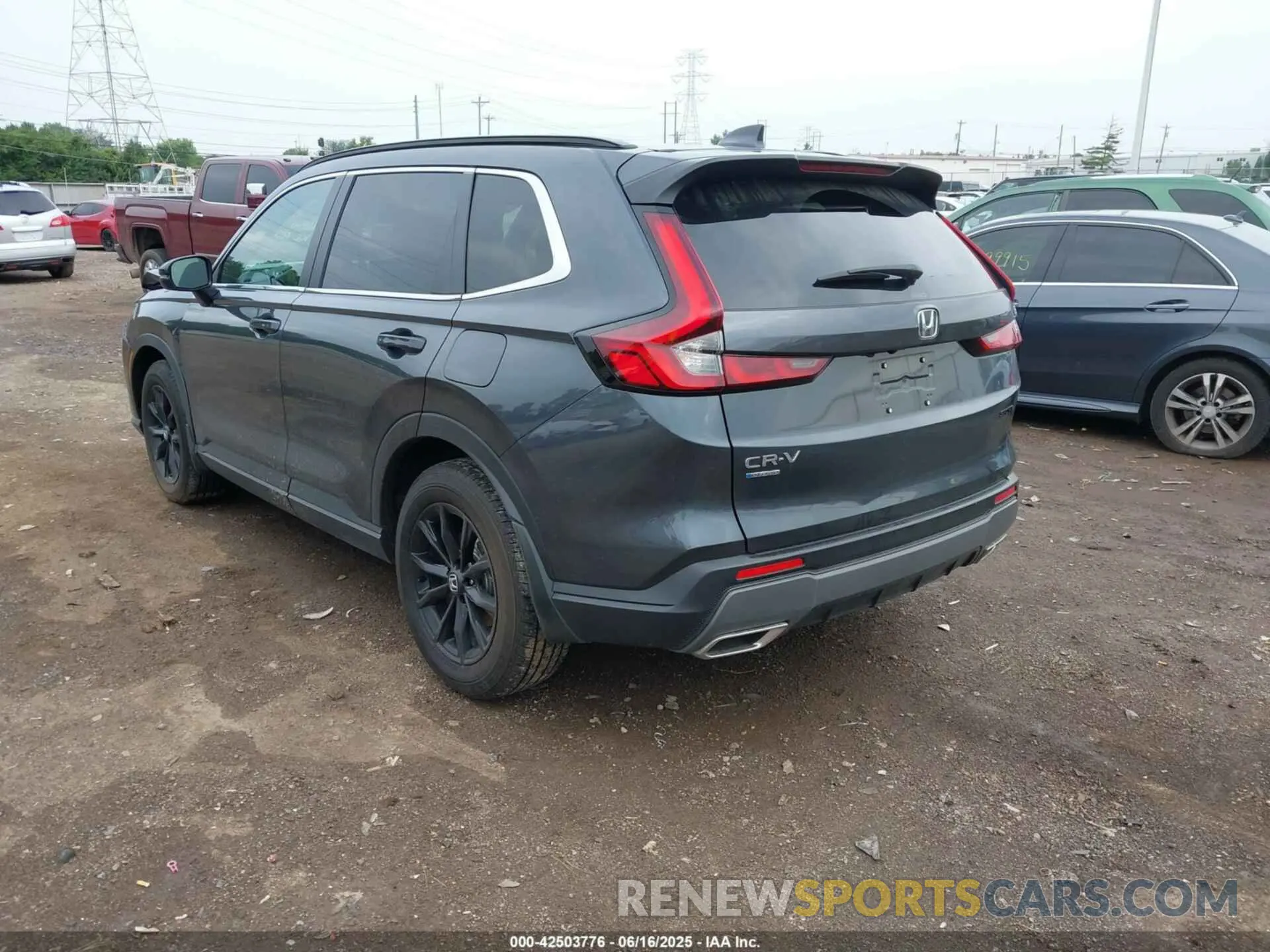 3 Фотография поврежденного автомобиля 7FARS6H58SE051016 HONDA CR-V HYBRID 2025