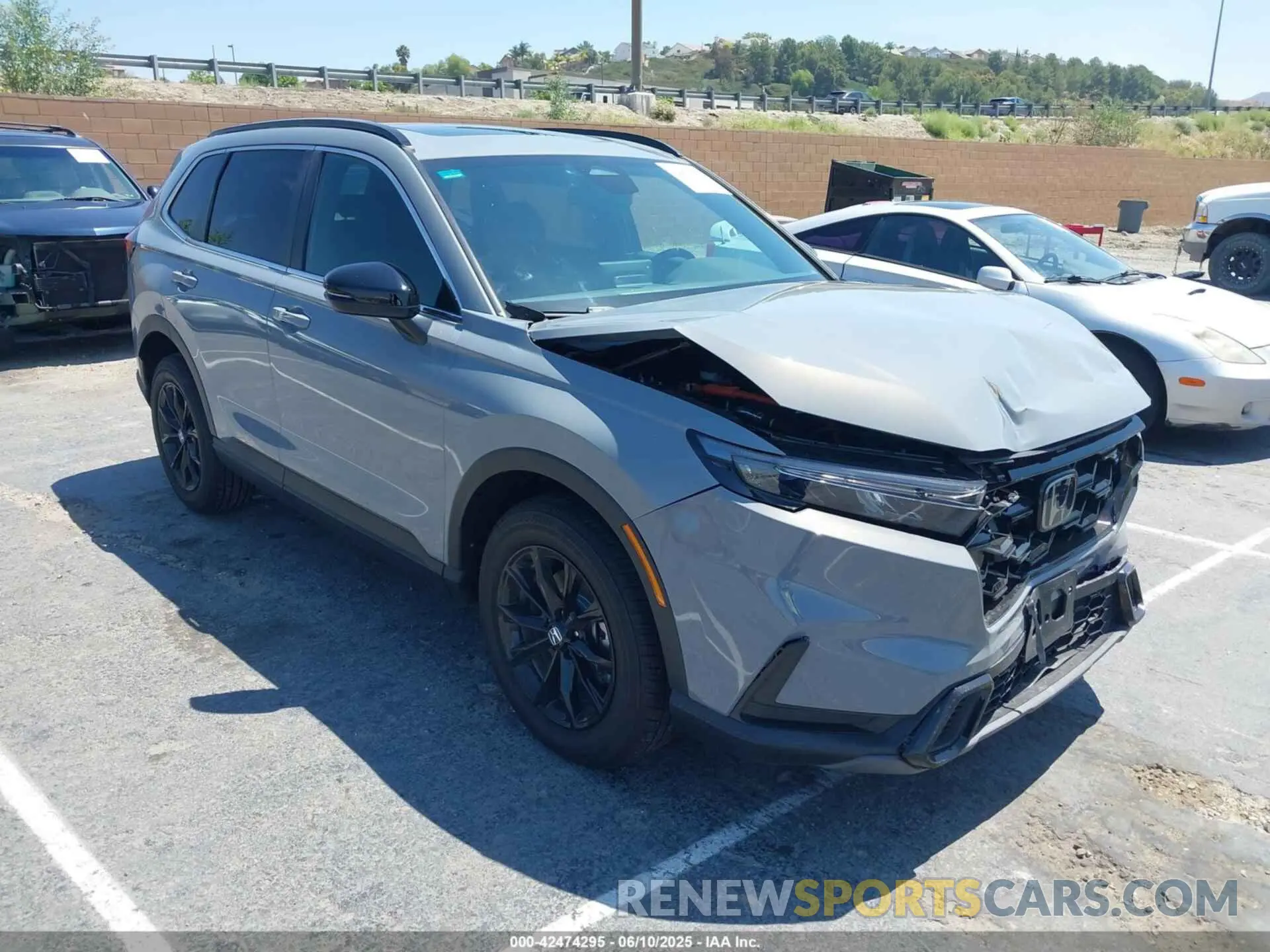 1 Photograph of a damaged car 7FARS6H59SE063756 HONDA CR-V HYBRID 2025
