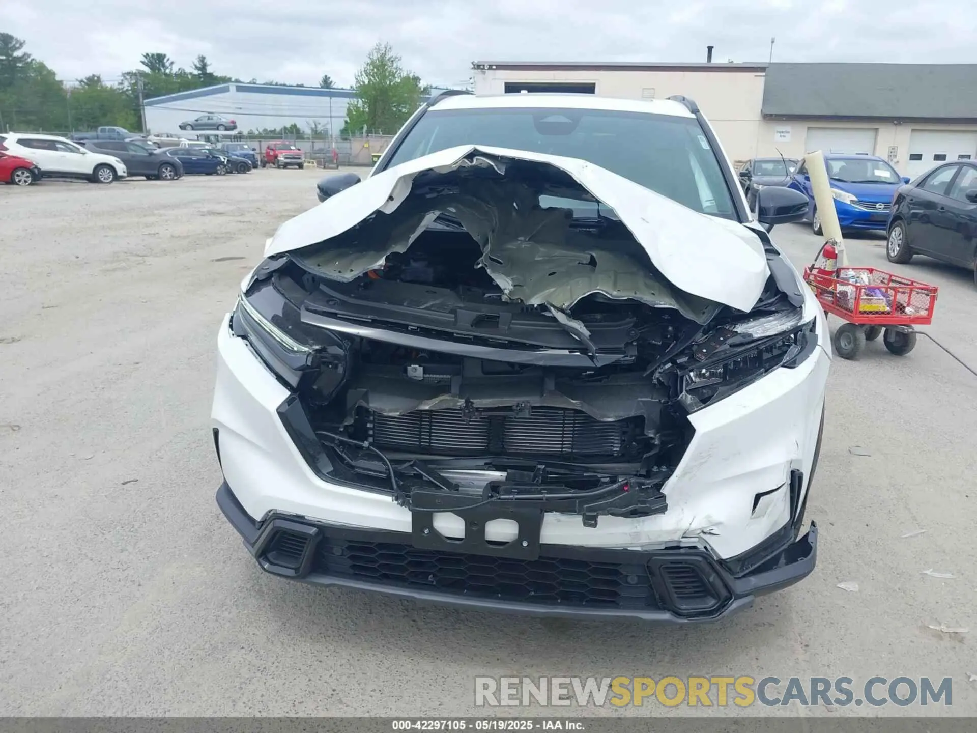 6 Photograph of a damaged car 7FARS6H80SE075899 HONDA CR-V HYBRID 2025