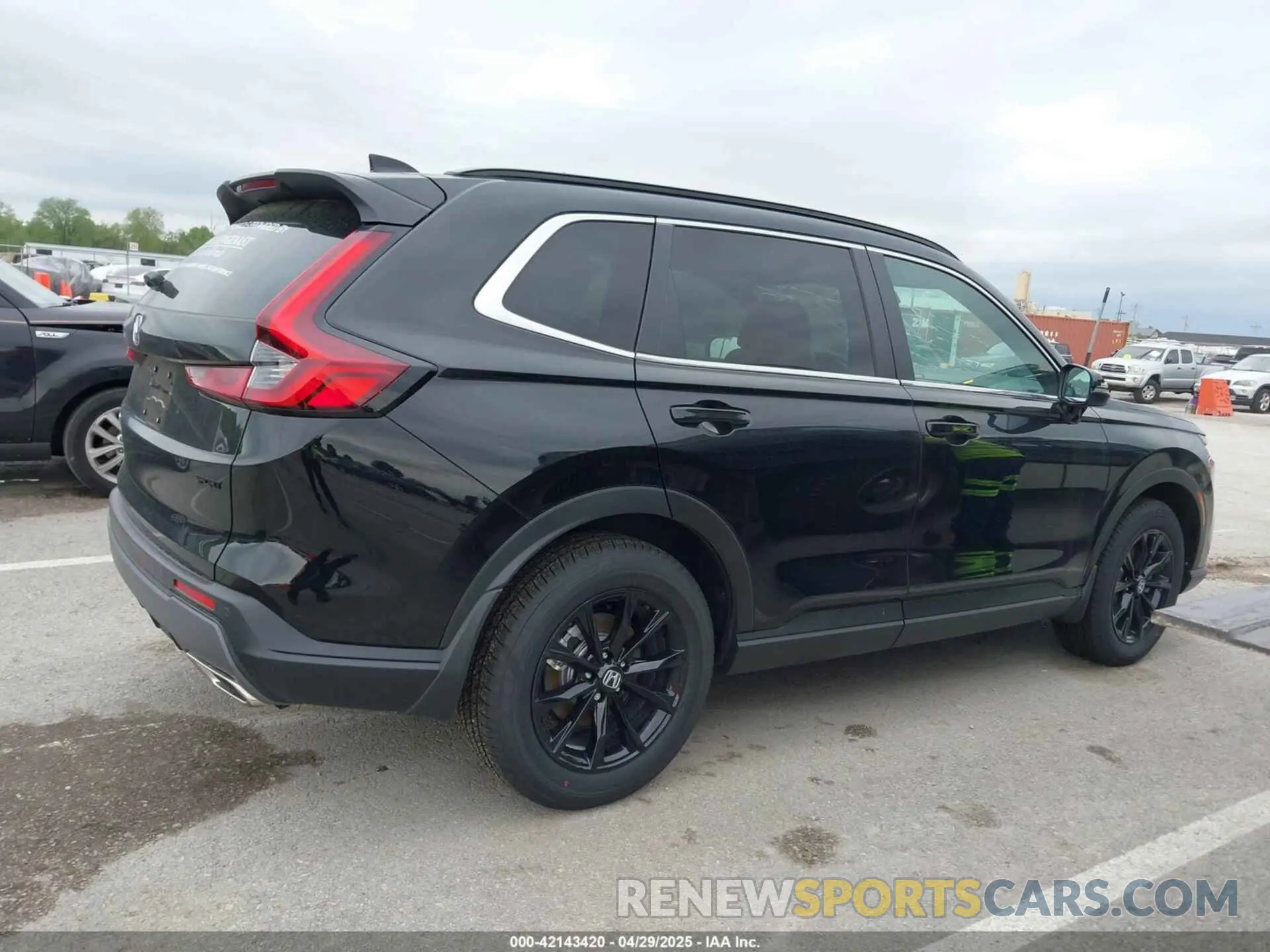 14 Photograph of a damaged car 7FARS6H81SE084773 HONDA CR-V HYBRID 2025