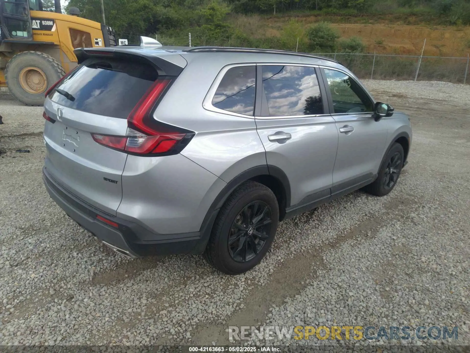 4 Photograph of a damaged car 7FARS6H83SE038362 HONDA CR-V HYBRID 2025