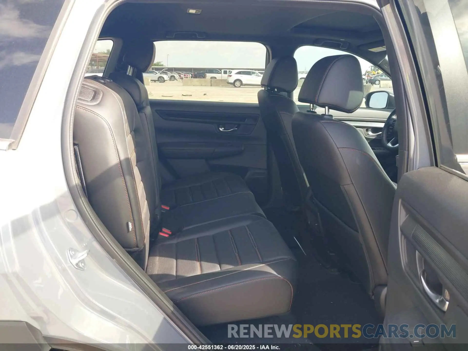 8 Фотография поврежденного автомобиля 7FARS6H84SE026592 HONDA CR-V HYBRID 2025