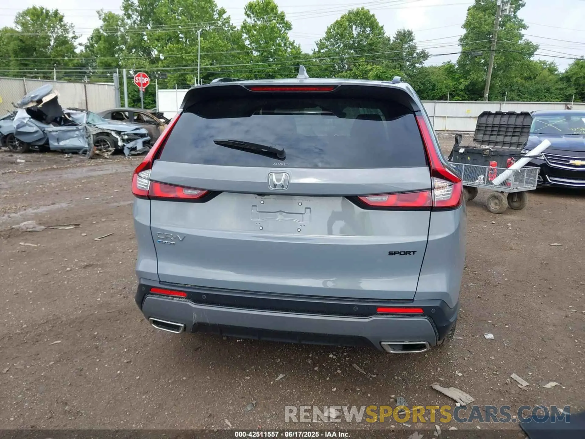 16 Photograph of a damaged car 7FARS6H86SE073414 HONDA CR-V HYBRID 2025
