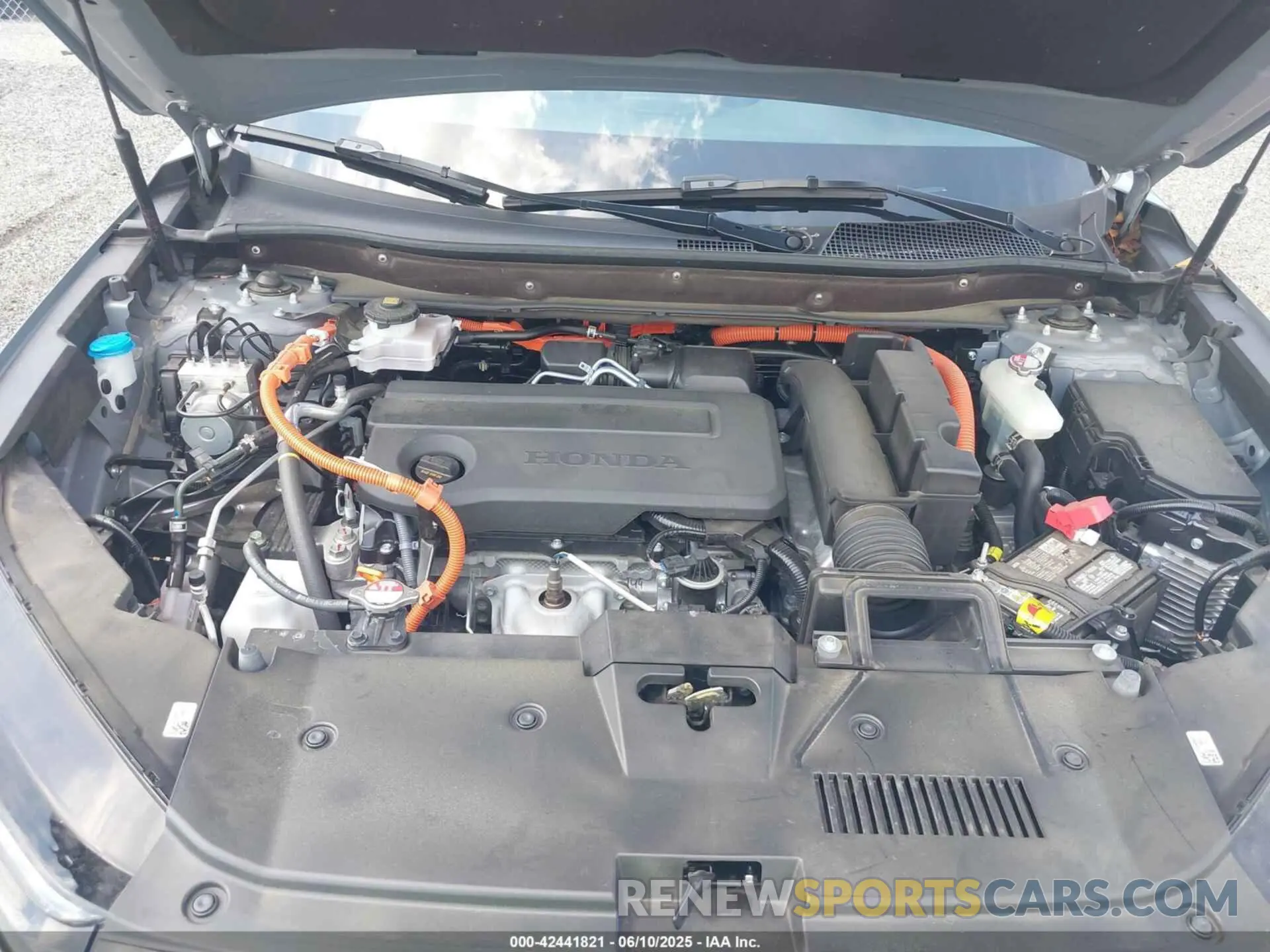 10 Photograph of a damaged car 7FARS6H99SE025933 HONDA CR-V HYBRID 2025