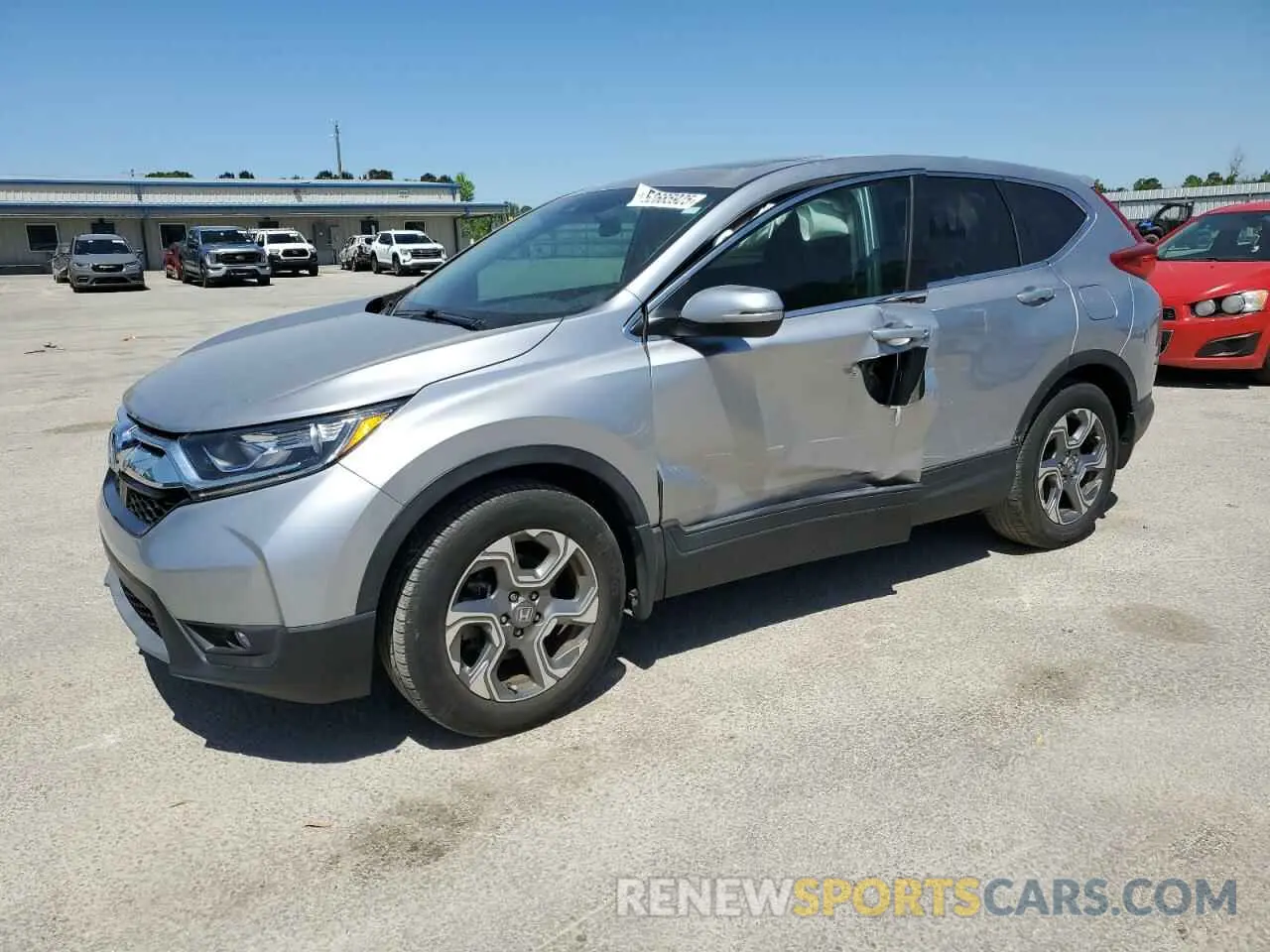 1 Photograph of a damaged car 2HKRW1H52KH506897 HONDA CRV 2019