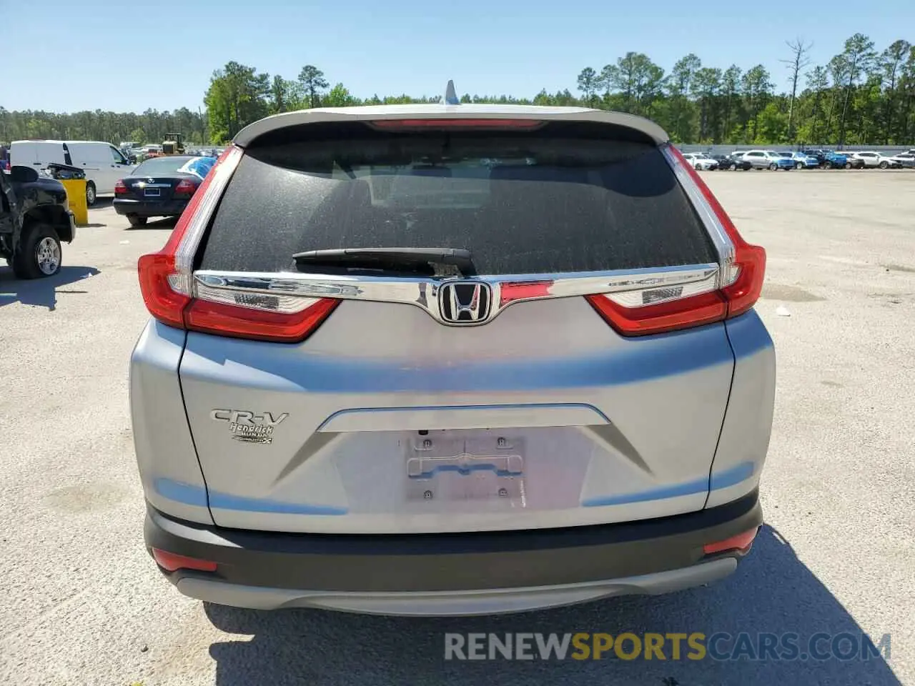6 Photograph of a damaged car 2HKRW1H52KH506897 HONDA CRV 2019