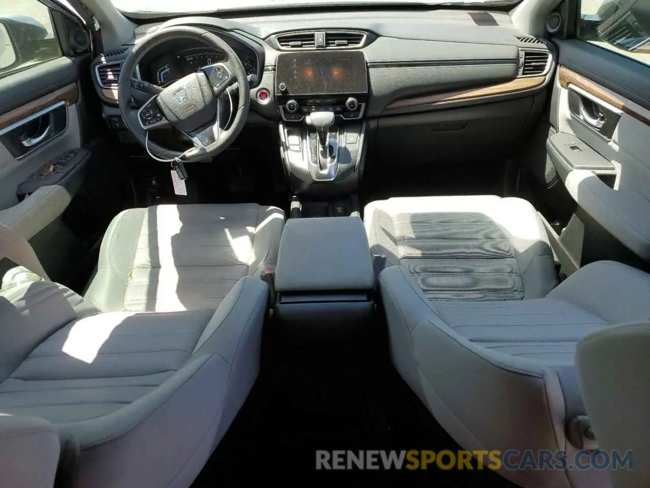 8 Photograph of a damaged car 2HKRW1H52KH506897 HONDA CRV 2019