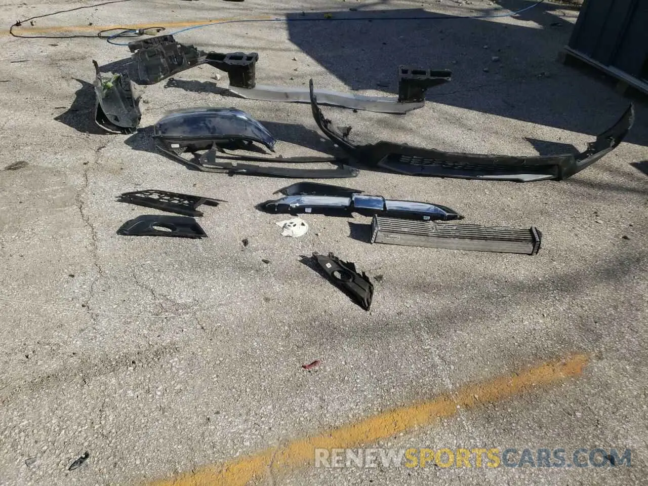 13 Photograph of a damaged car 2HKRW1H57KH511951 HONDA CRV 2019