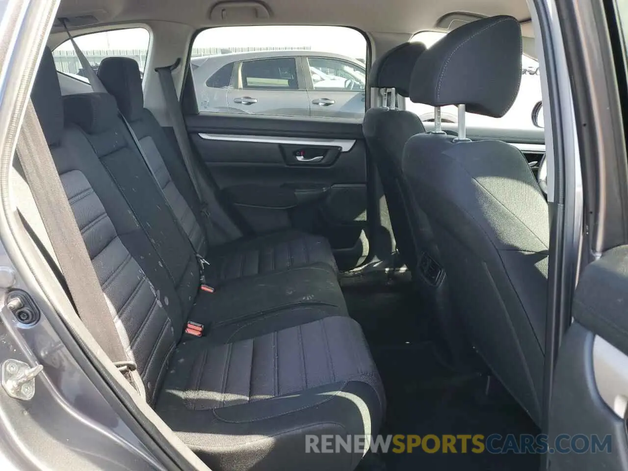 11 Photograph of a damaged car 2HKRW2H26KH112007 HONDA CRV 2019