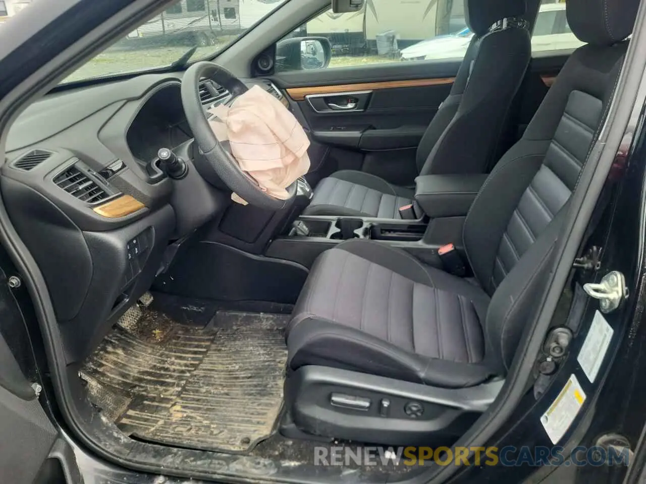7 Photograph of a damaged car 2HKRW2H50KH142324 HONDA CRV 2019