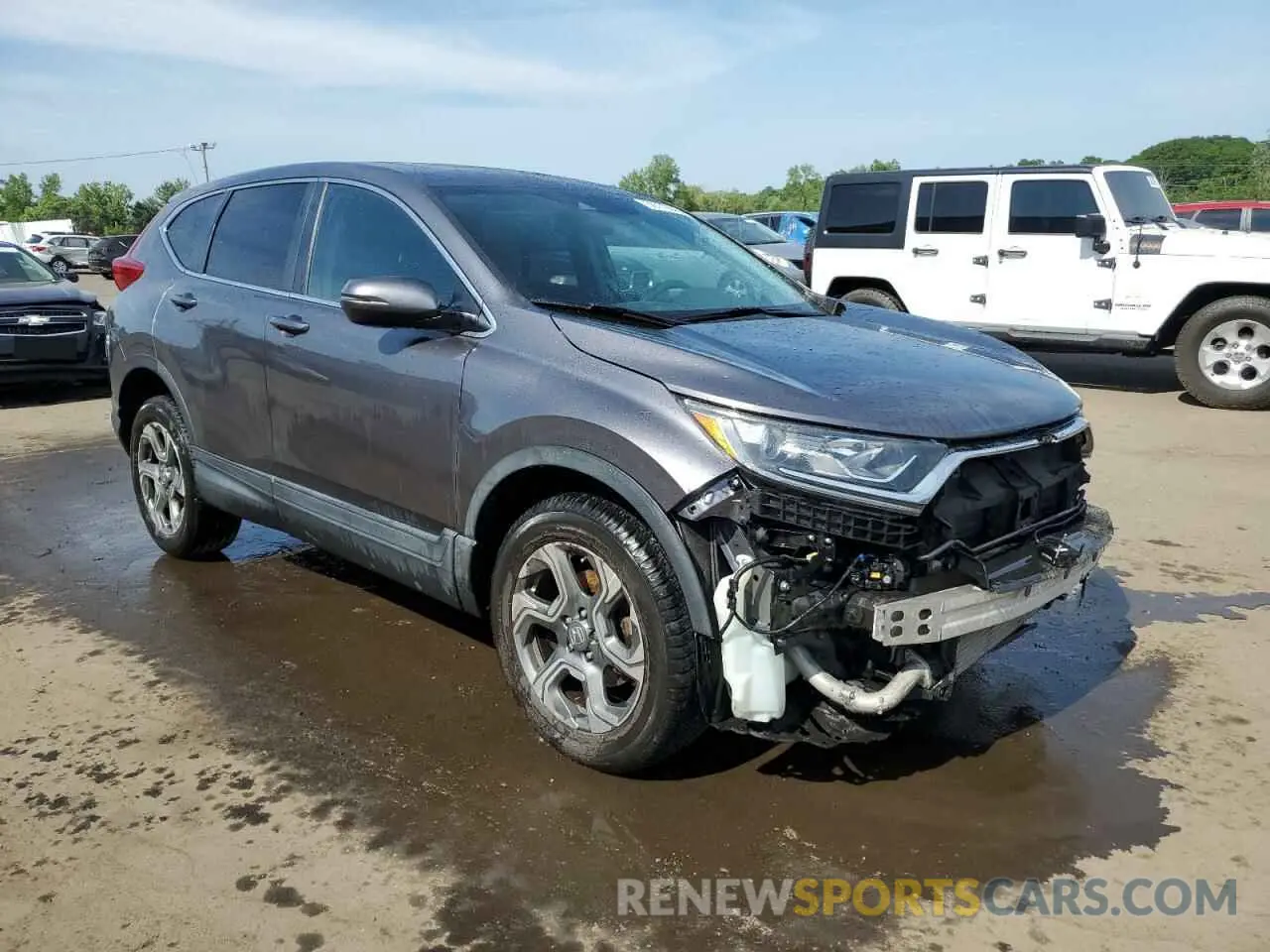 4 Photograph of a damaged car 2HKRW2H51KH609413 HONDA CRV 2019