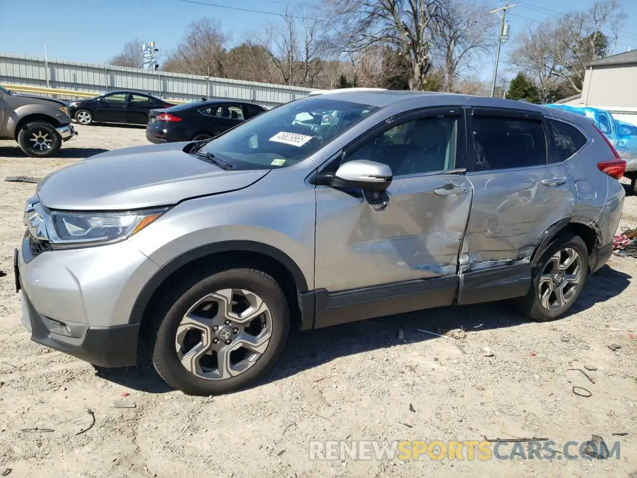 1 Photograph of a damaged car 2HKRW2H53KH630375 HONDA CRV 2019