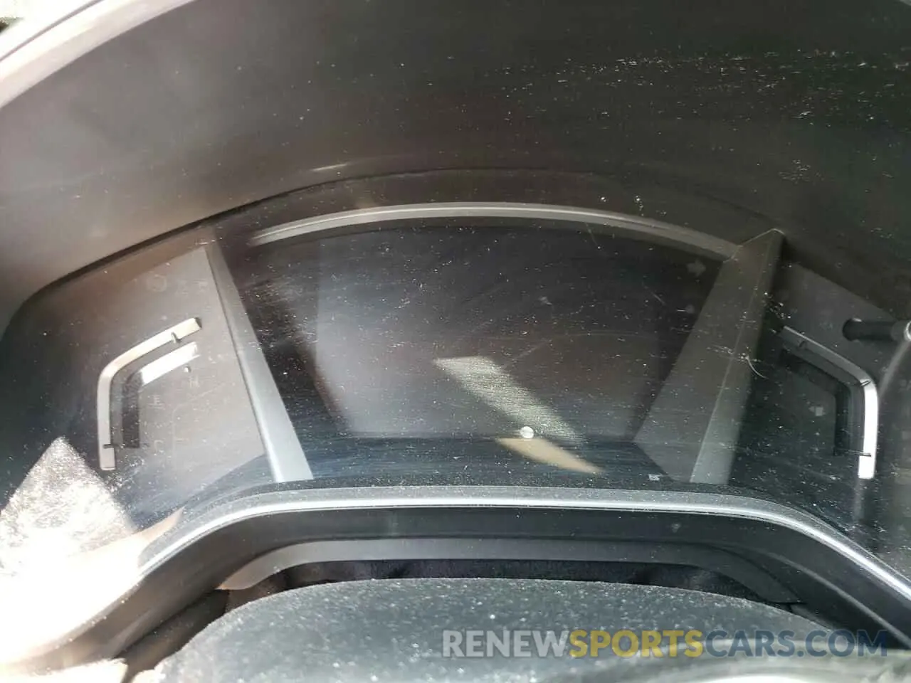 9 Photograph of a damaged car 2HKRW2H54KH143685 HONDA CRV 2019