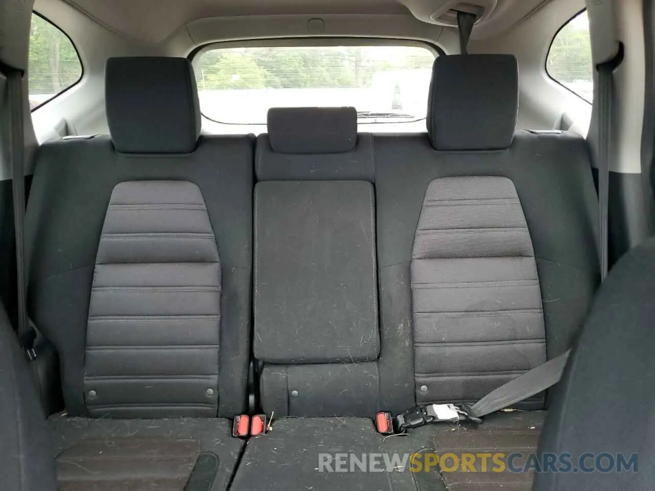 10 Photograph of a damaged car 2HKRW2H56KH607303 HONDA CRV 2019