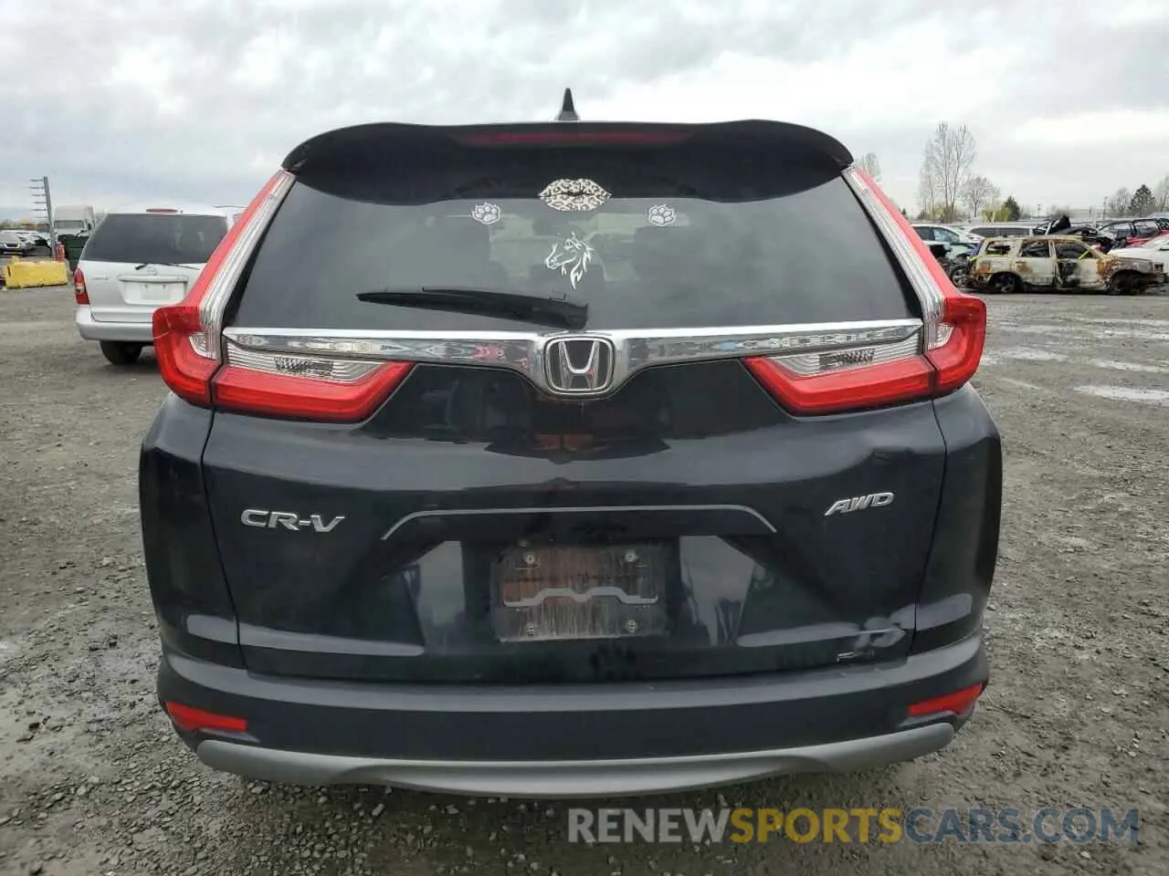 6 Photograph of a damaged car 2HKRW2H56KH617202 HONDA CRV 2019