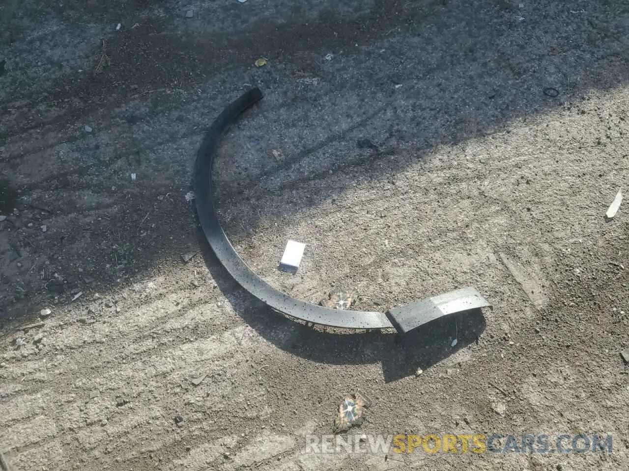 13 Photograph of a damaged car 2HKRW2H56KH671597 HONDA CRV 2019