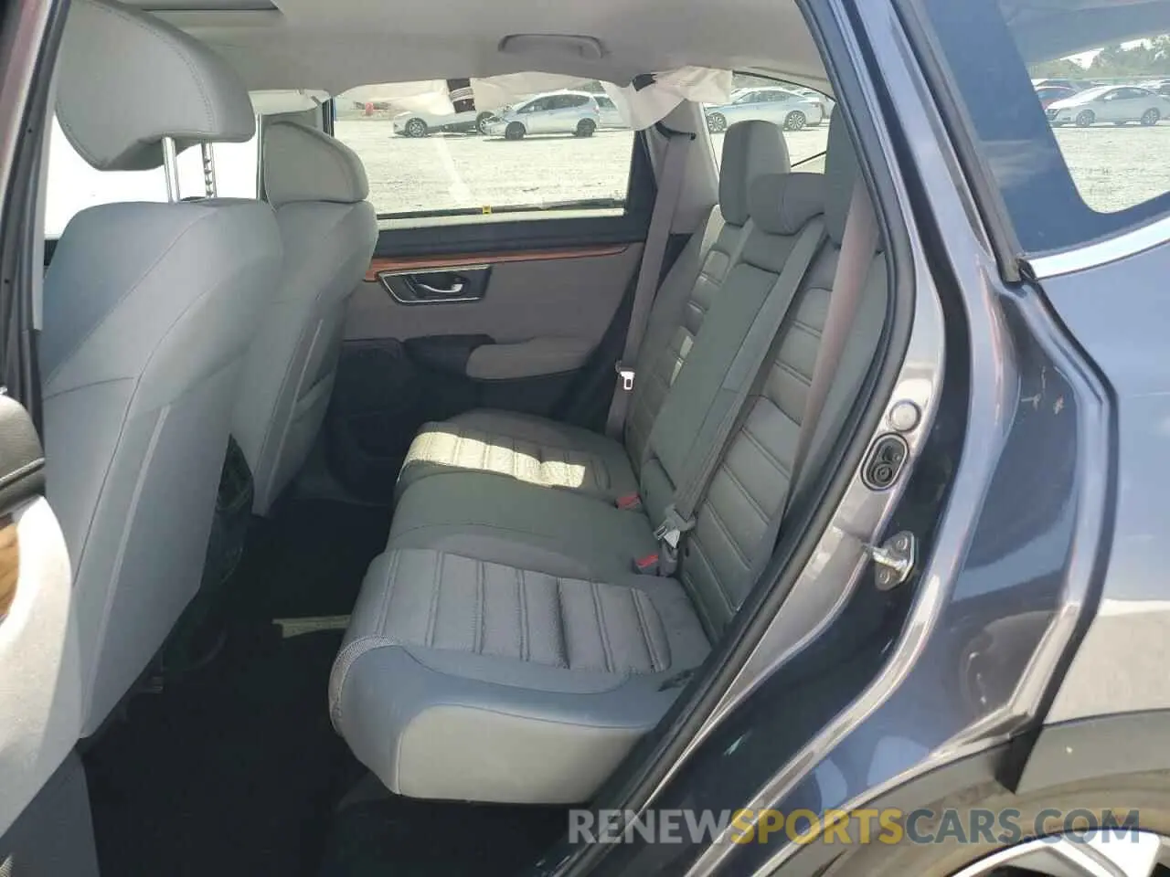11 Photograph of a damaged car 2HKRW2H58KH650542 HONDA CRV 2019