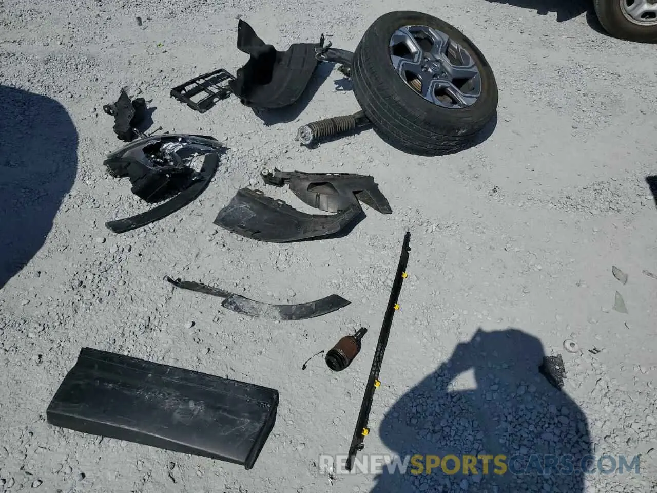 13 Photograph of a damaged car 2HKRW2H58KH650542 HONDA CRV 2019