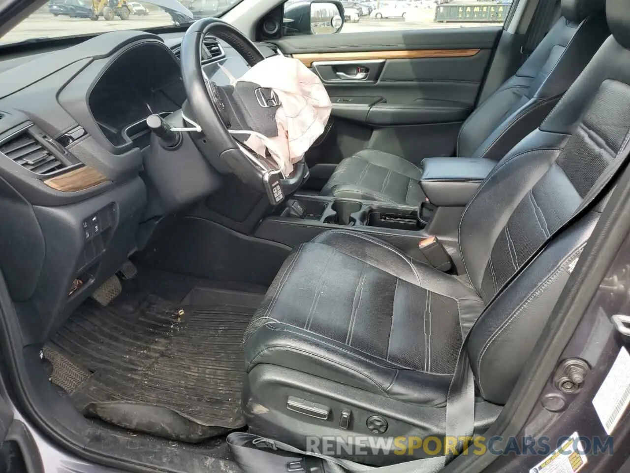 7 Photograph of a damaged car 2HKRW2H80KH658807 HONDA CRV 2019