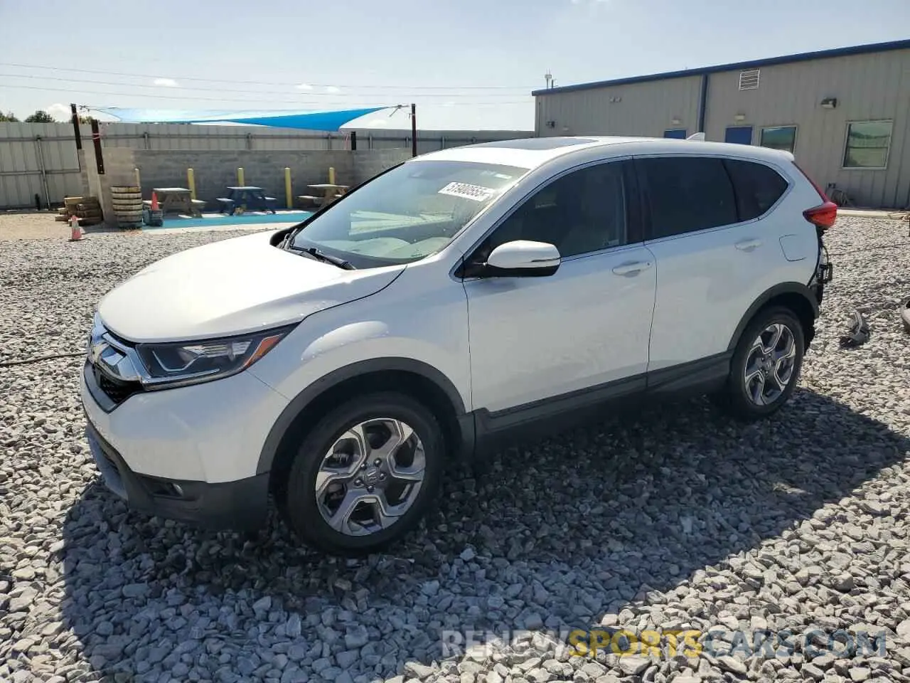 1 Photograph of a damaged car 2HKRW2H81KH647024 HONDA CRV 2019