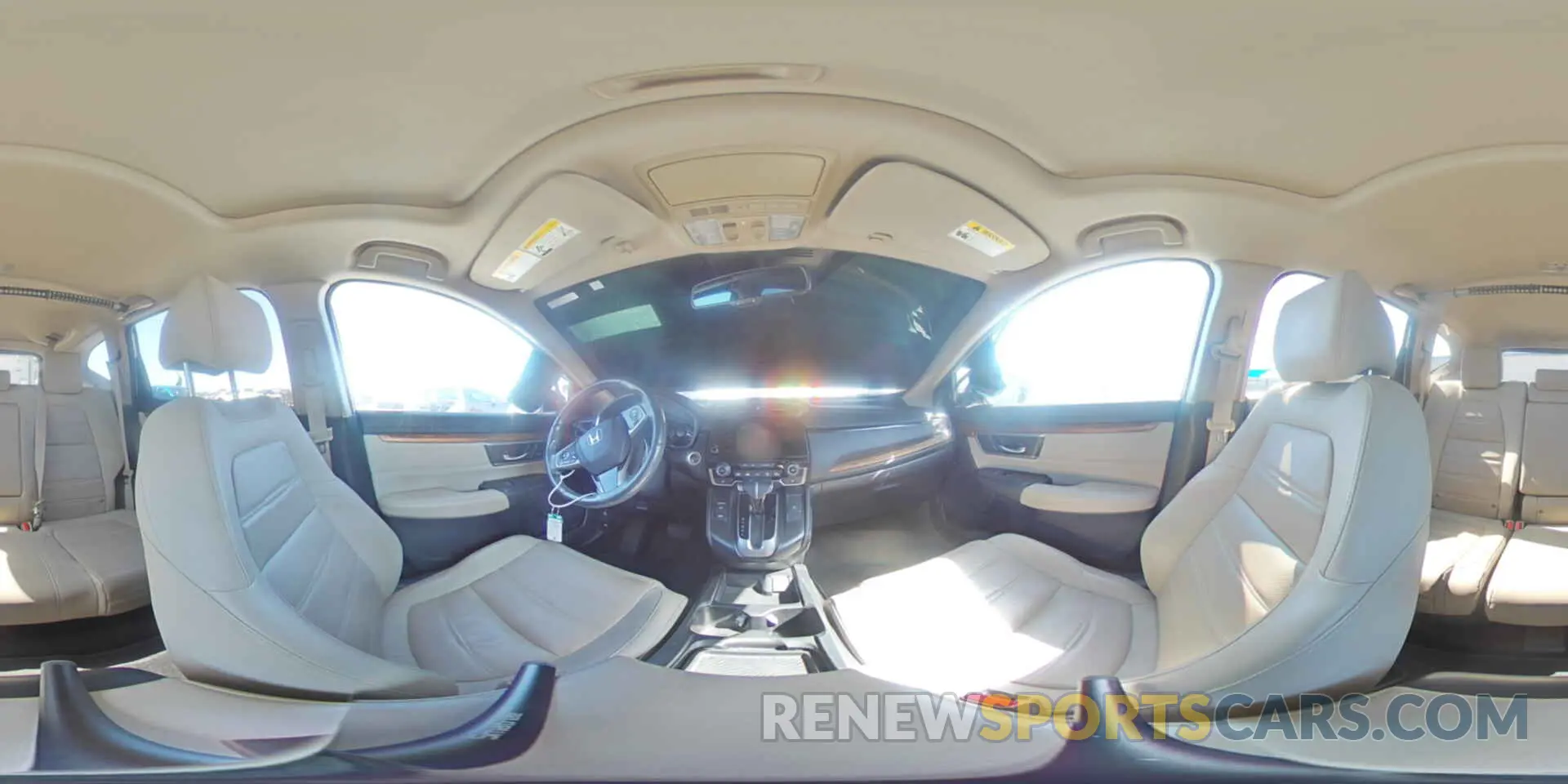 16 Photograph of a damaged car 2HKRW2H81KH647024 HONDA CRV 2019
