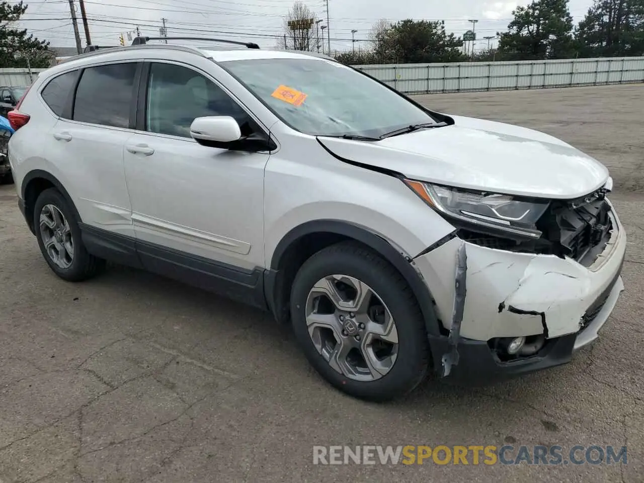4 Фотография поврежденного автомобиля 2HKRW2H82KH641944 HONDA CRV 2019