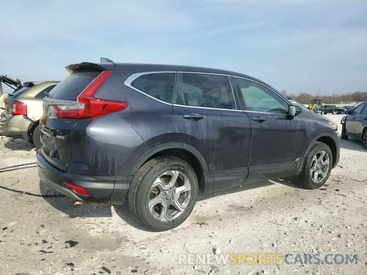 3 Photograph of a damaged car 2HKRW2H84KH606113 HONDA CRV 2019