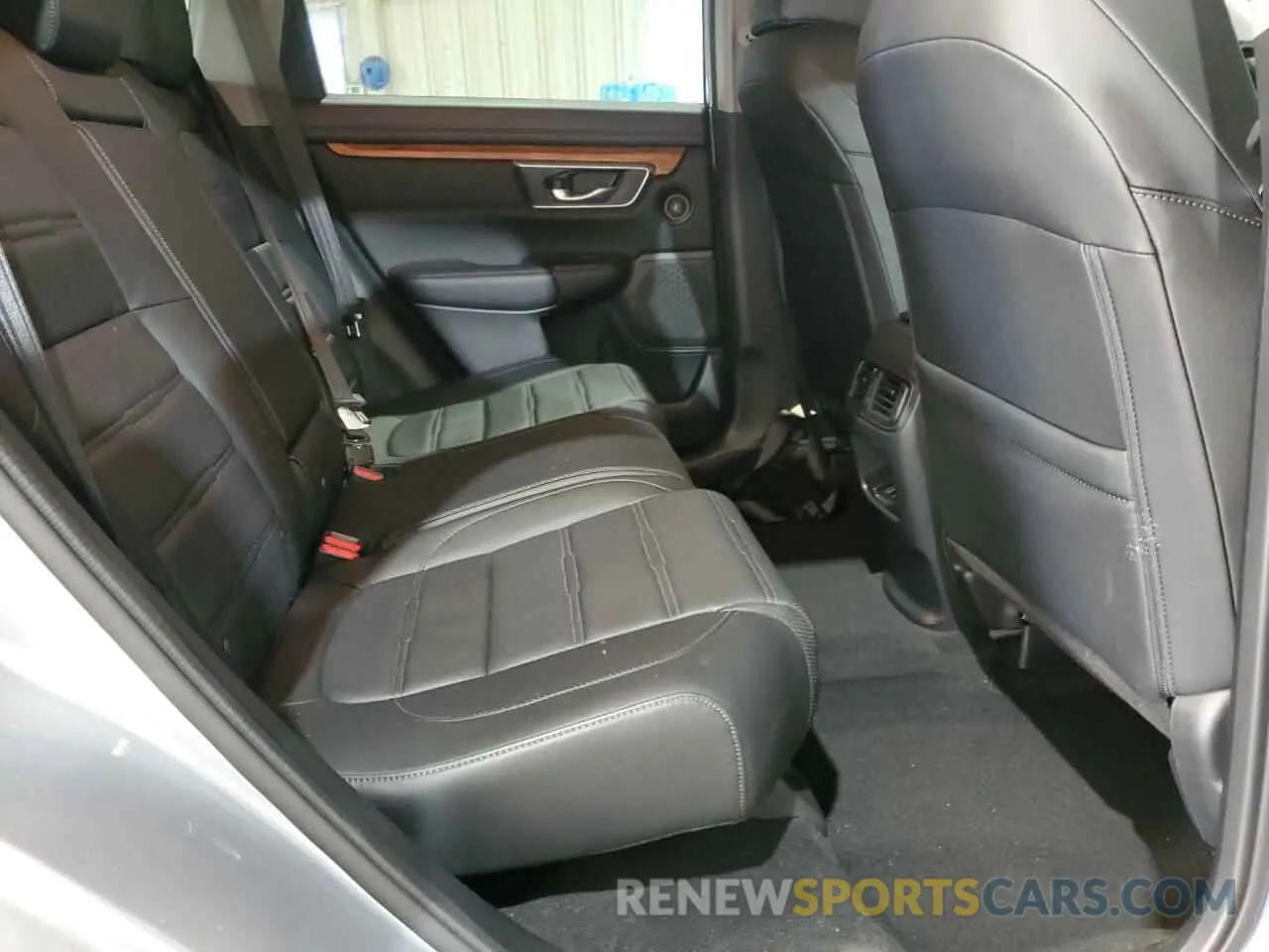 11 Photograph of a damaged car 2HKRW2H88KH614859 HONDA CRV 2019