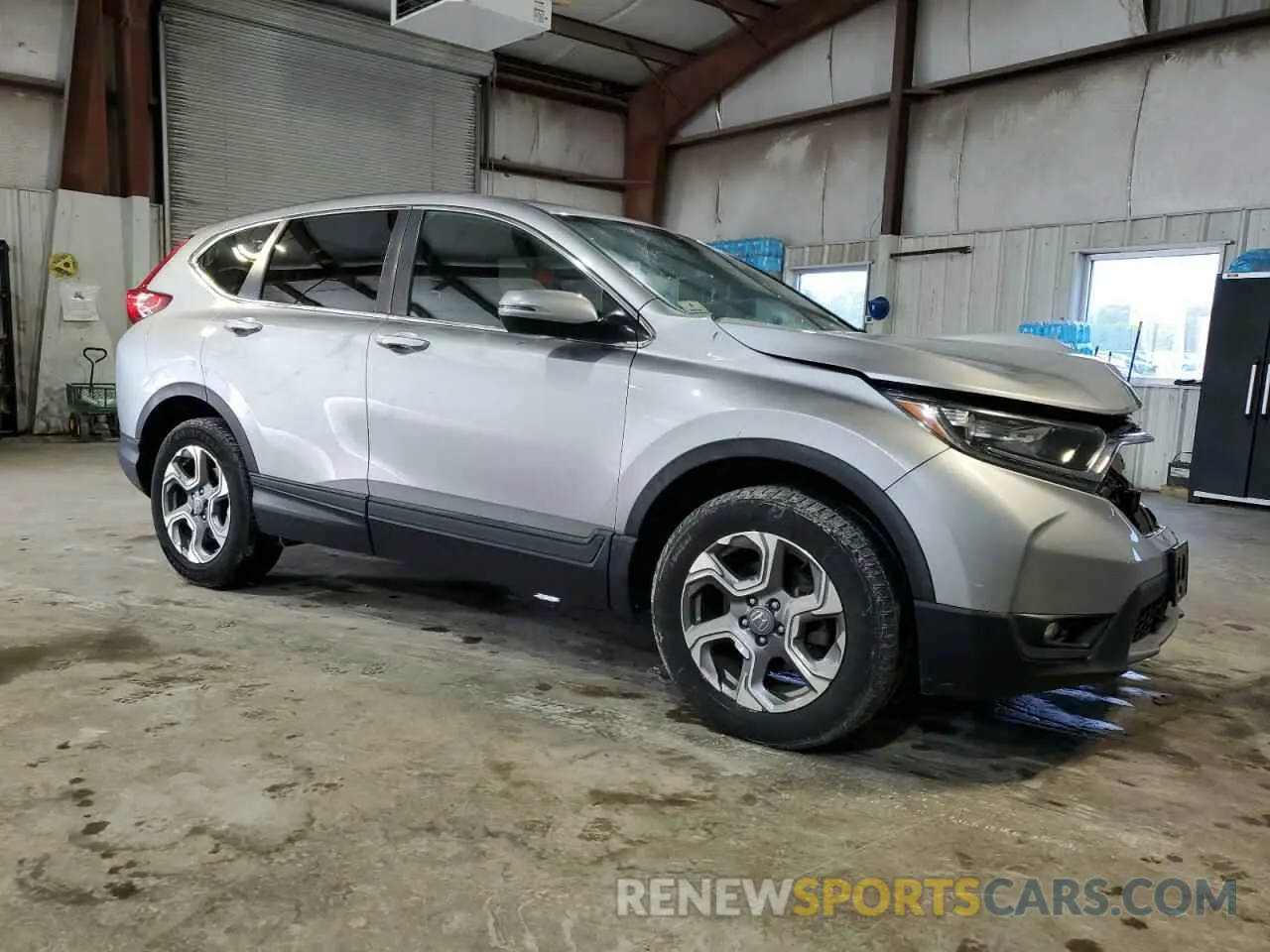 4 Photograph of a damaged car 2HKRW2H88KH614859 HONDA CRV 2019