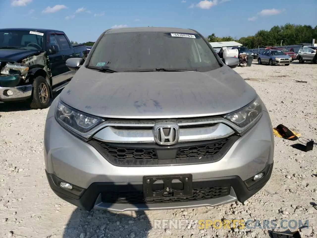5 Photograph of a damaged car 2HKRW2H88KH668808 HONDA CRV 2019