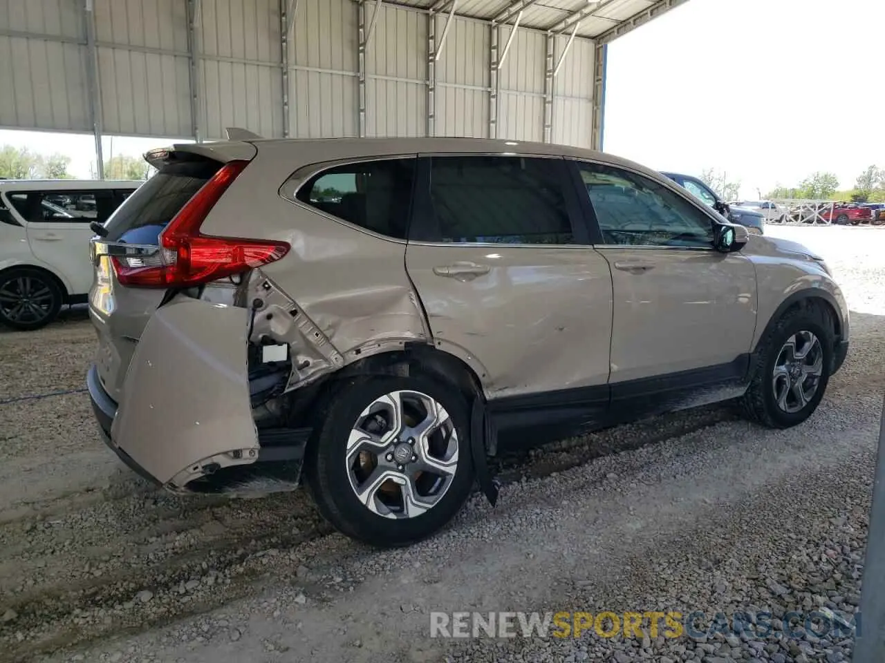 3 Фотография поврежденного автомобиля 2HKRW2H8XKH624017 HONDA CRV 2019