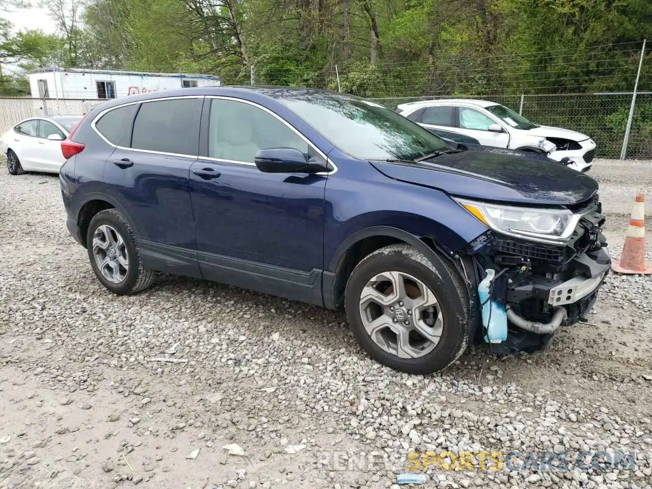 4 Фотография поврежденного автомобиля 2HKRW2H8XKH643067 HONDA CRV 2019