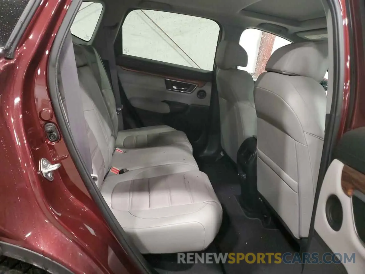 11 Photograph of a damaged car 2HKRW2H8XKH655168 HONDA CRV 2019