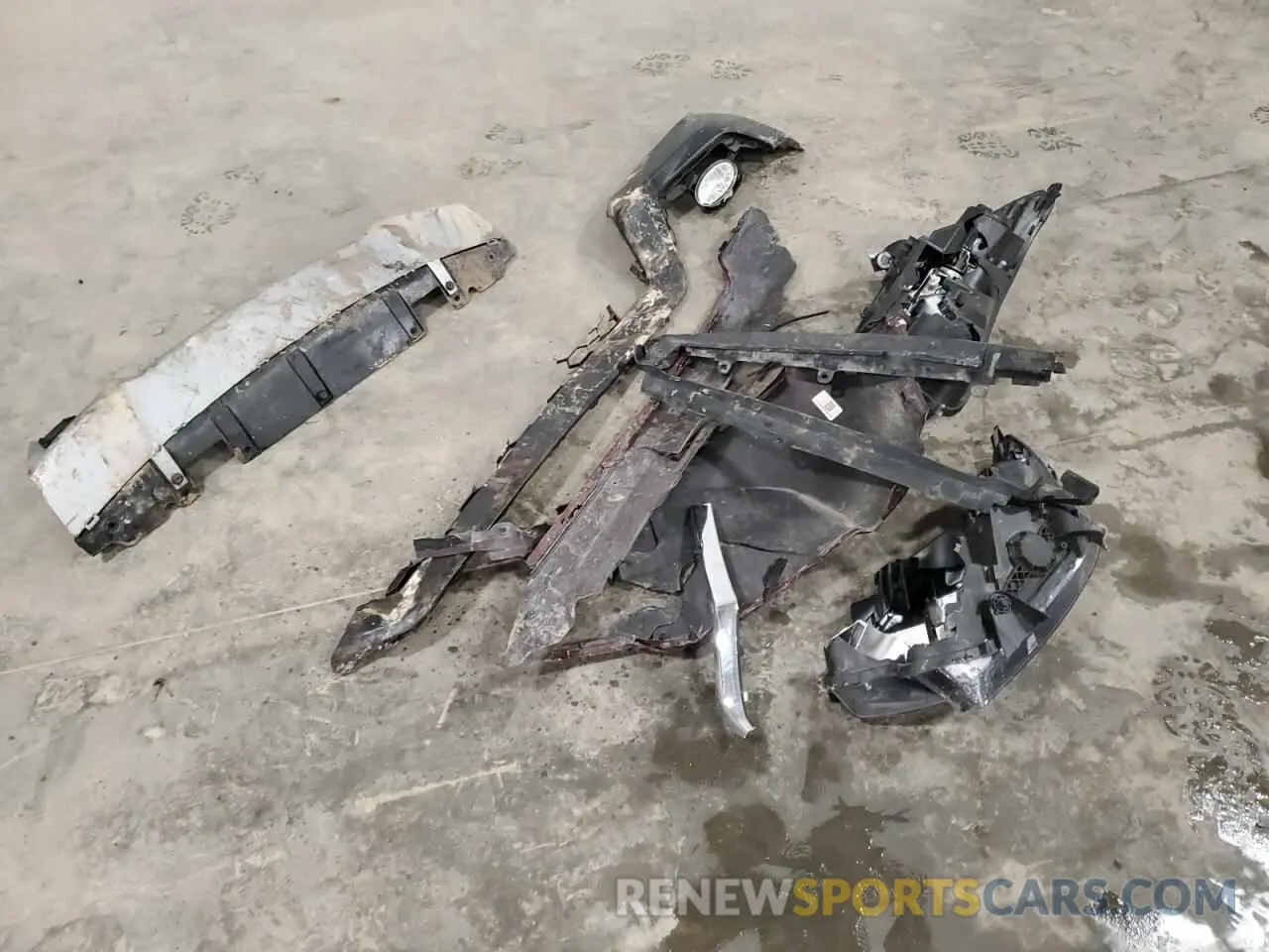 13 Photograph of a damaged car 2HKRW2H8XKH655168 HONDA CRV 2019