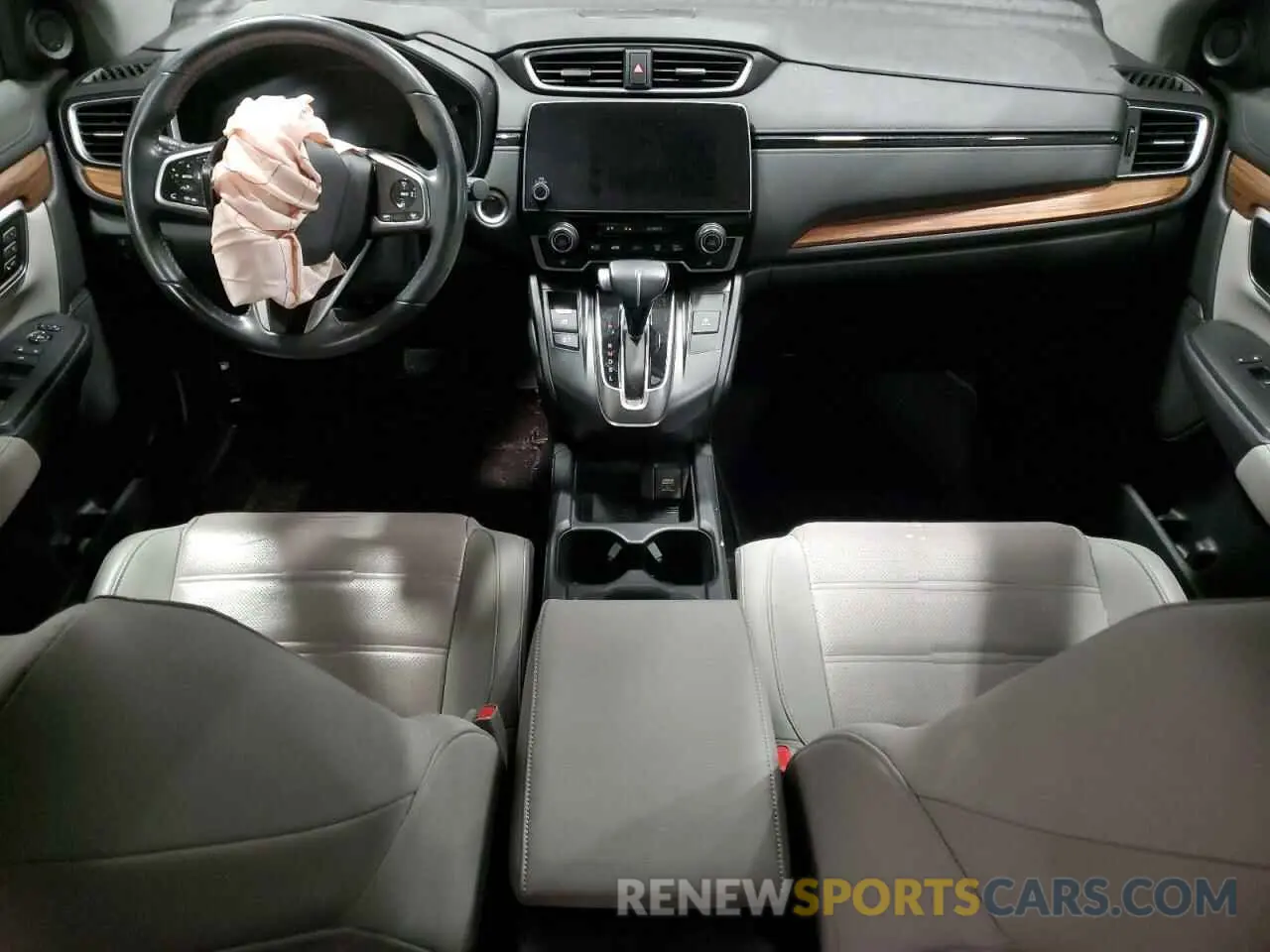 8 Photograph of a damaged car 2HKRW2H8XKH655168 HONDA CRV 2019