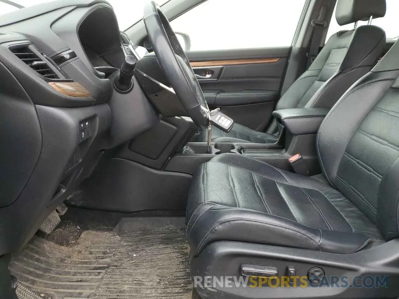7 Photograph of a damaged car 2HKRW2H95KH149661 HONDA CRV 2019