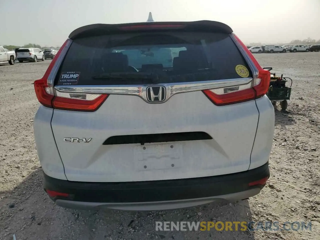 6 Photograph of a damaged car 2HKRW5H31KH422415 HONDA CRV 2019