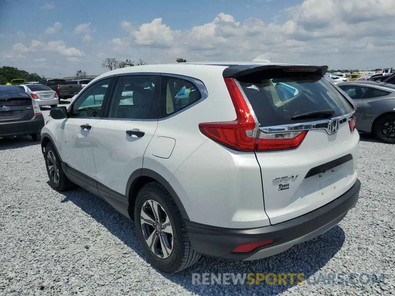 2 Photograph of a damaged car 2HKRW5H32KH406580 HONDA CRV 2019
