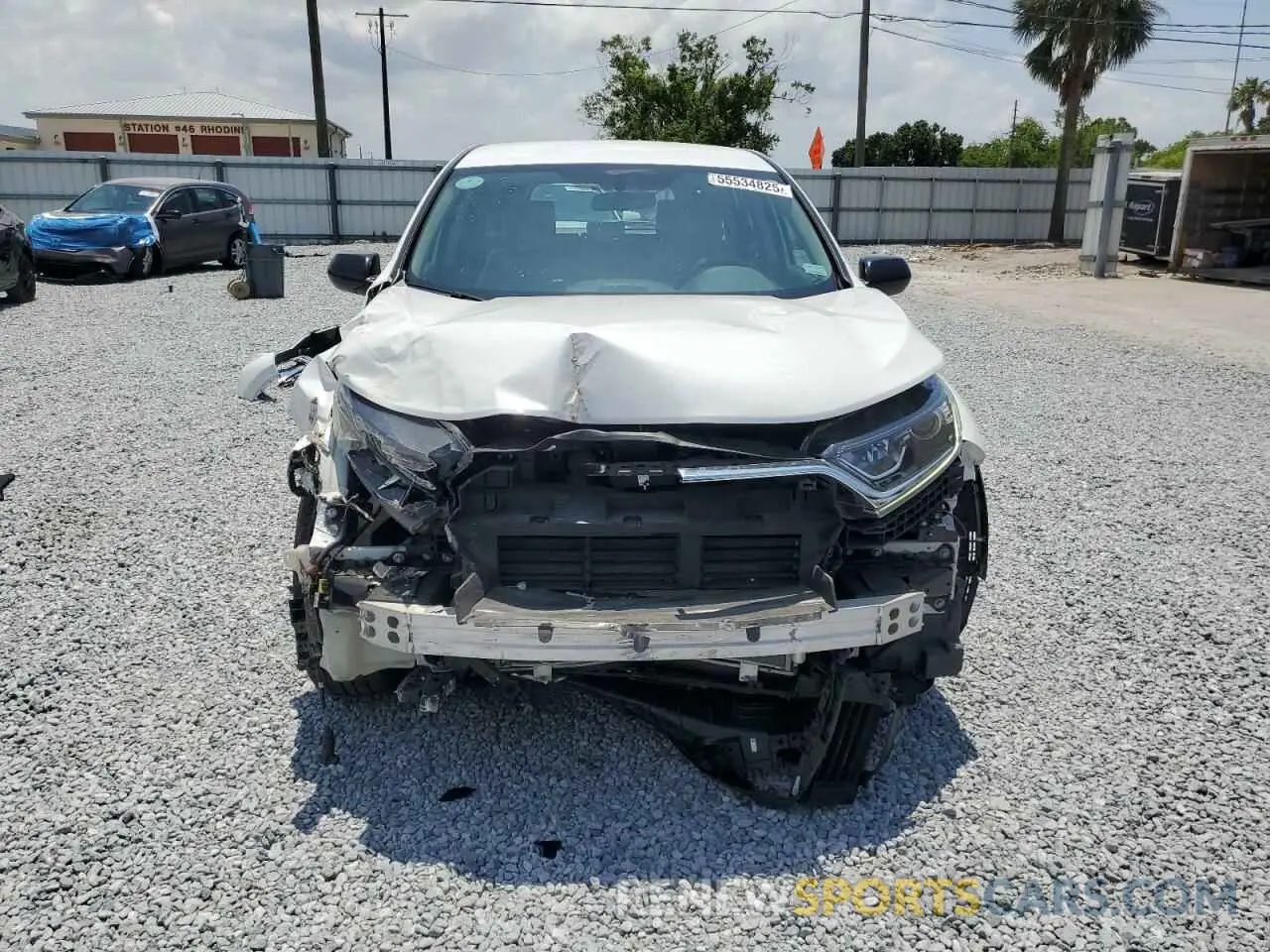 5 Photograph of a damaged car 2HKRW5H32KH406580 HONDA CRV 2019