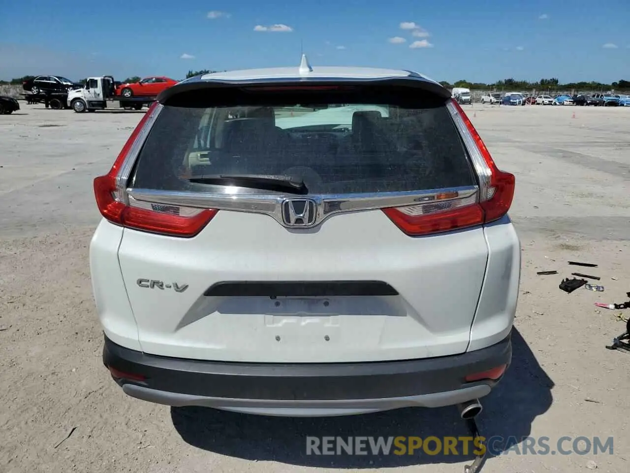 6 Photograph of a damaged car 2HKRW5H39KH416362 HONDA CRV 2019