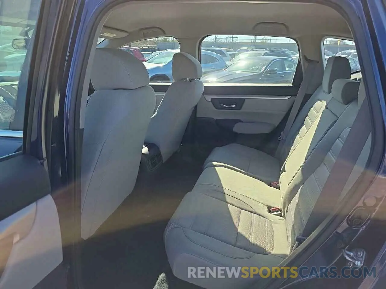 11 Photograph of a damaged car 2HKRW6H39KH202770 HONDA CRV 2019