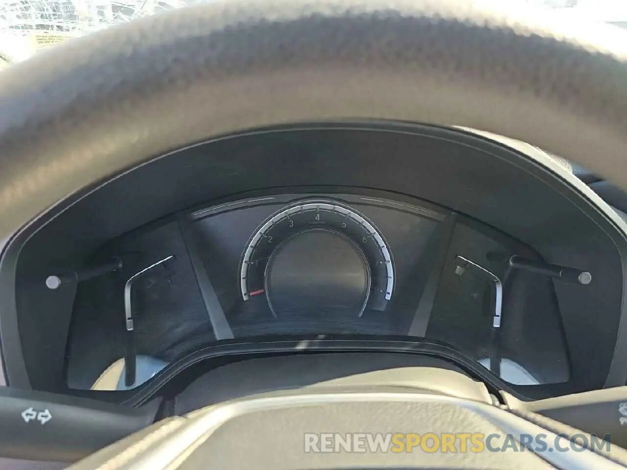 8 Photograph of a damaged car 2HKRW6H39KH202770 HONDA CRV 2019