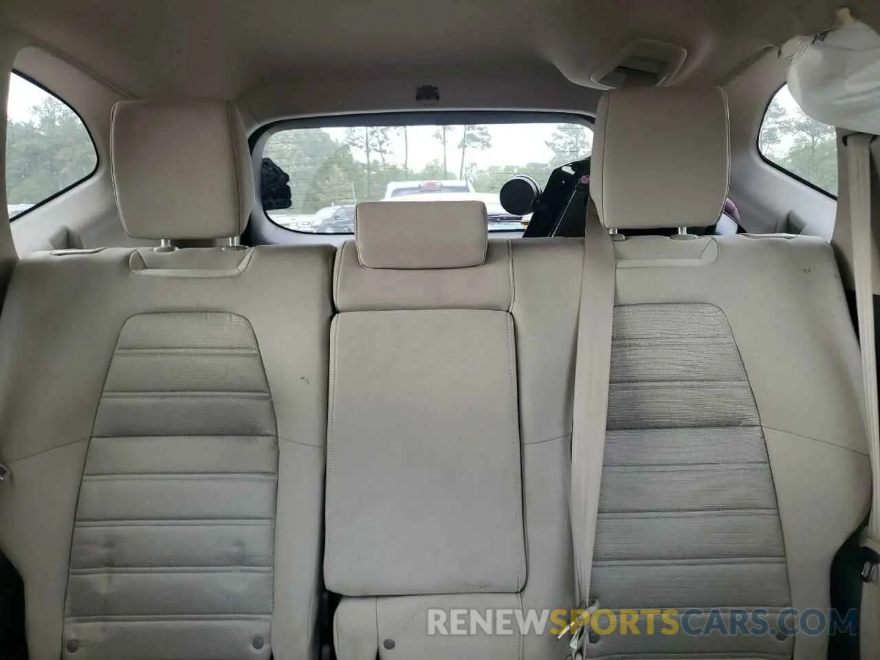 10 Photograph of a damaged car 5J6RW1H51KL002041 HONDA CRV 2019
