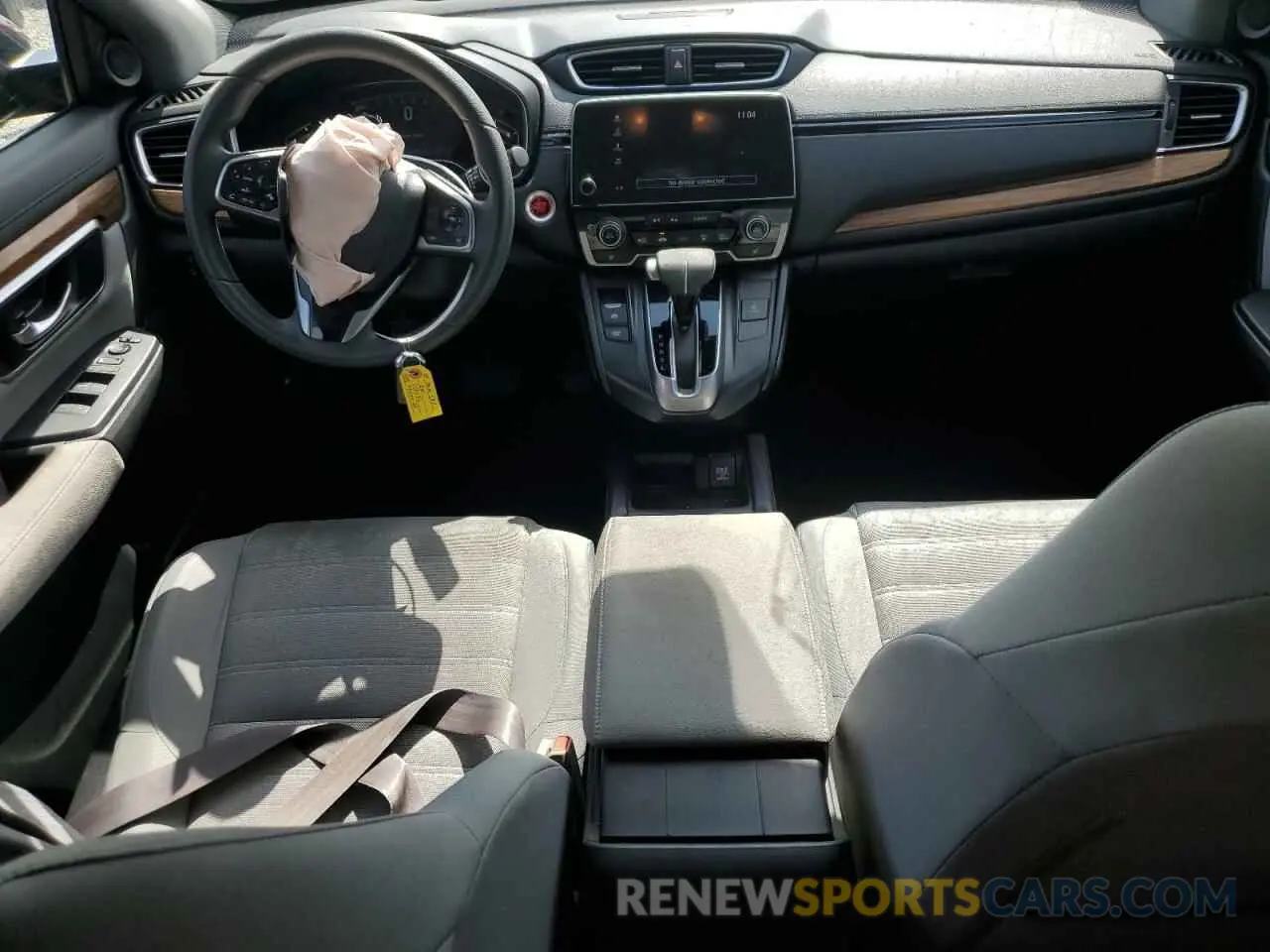 8 Photograph of a damaged car 5J6RW1H52KL004669 HONDA CRV 2019